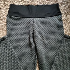 Grey lifting leggings